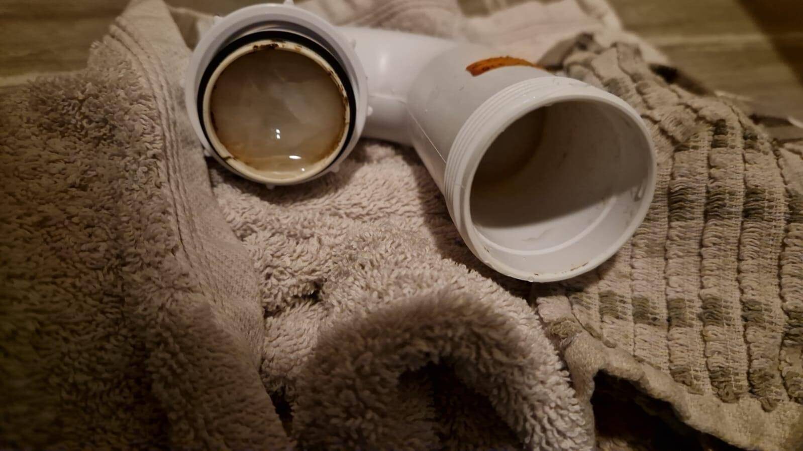 Niemand zit te wachten op een verstopte afvoer binnenhuis, zeker niet als de gootsteen borrelt, het doucheputje overloopt of het water in het toilet niet&hellip;