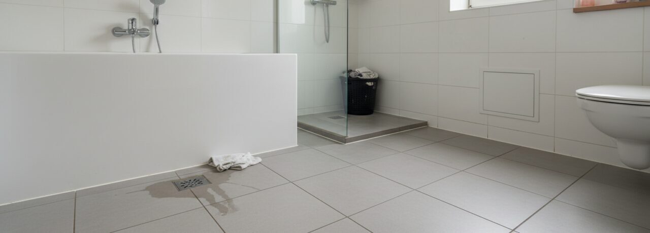 Wat is een controleschema voor douches in je gezinswoning?